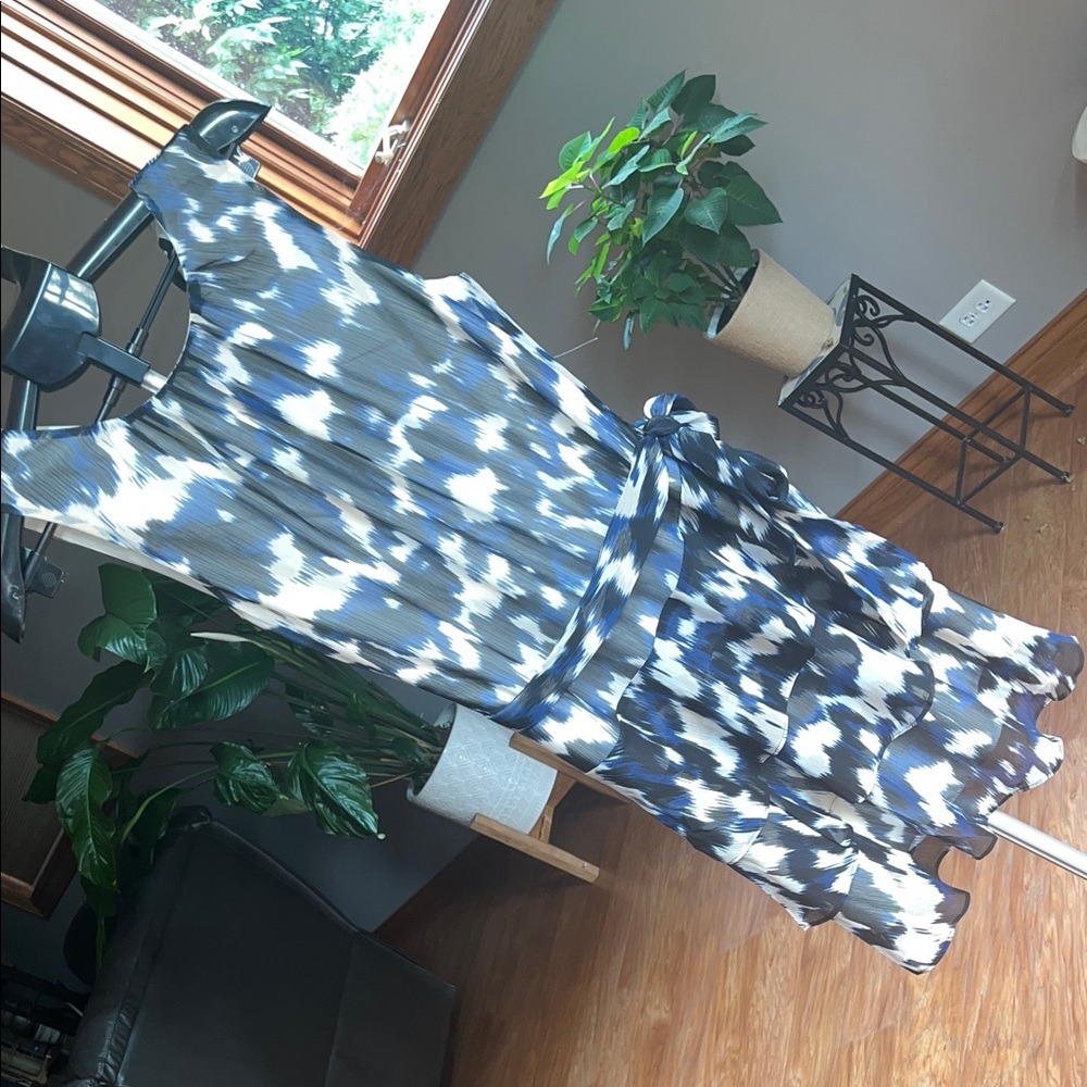 NWOT Express Blue and White Patterned knee length Dress